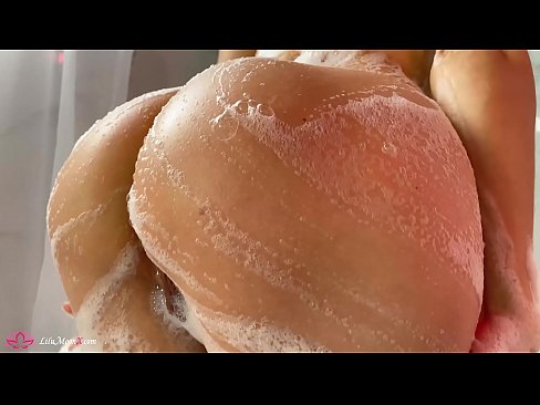 ❤️ UBrunette uphulula amaphambili ePussy ngeVibrator ukuya kwi-Intense Orgasm kwiShower Amanyala kumanyala xh.xxxnd-com.ru ﹏